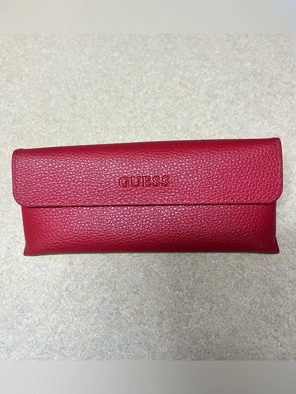 Guess Red Eyeglass Case Sunglasses Holder Faux Leather Snap Closure Pebbled